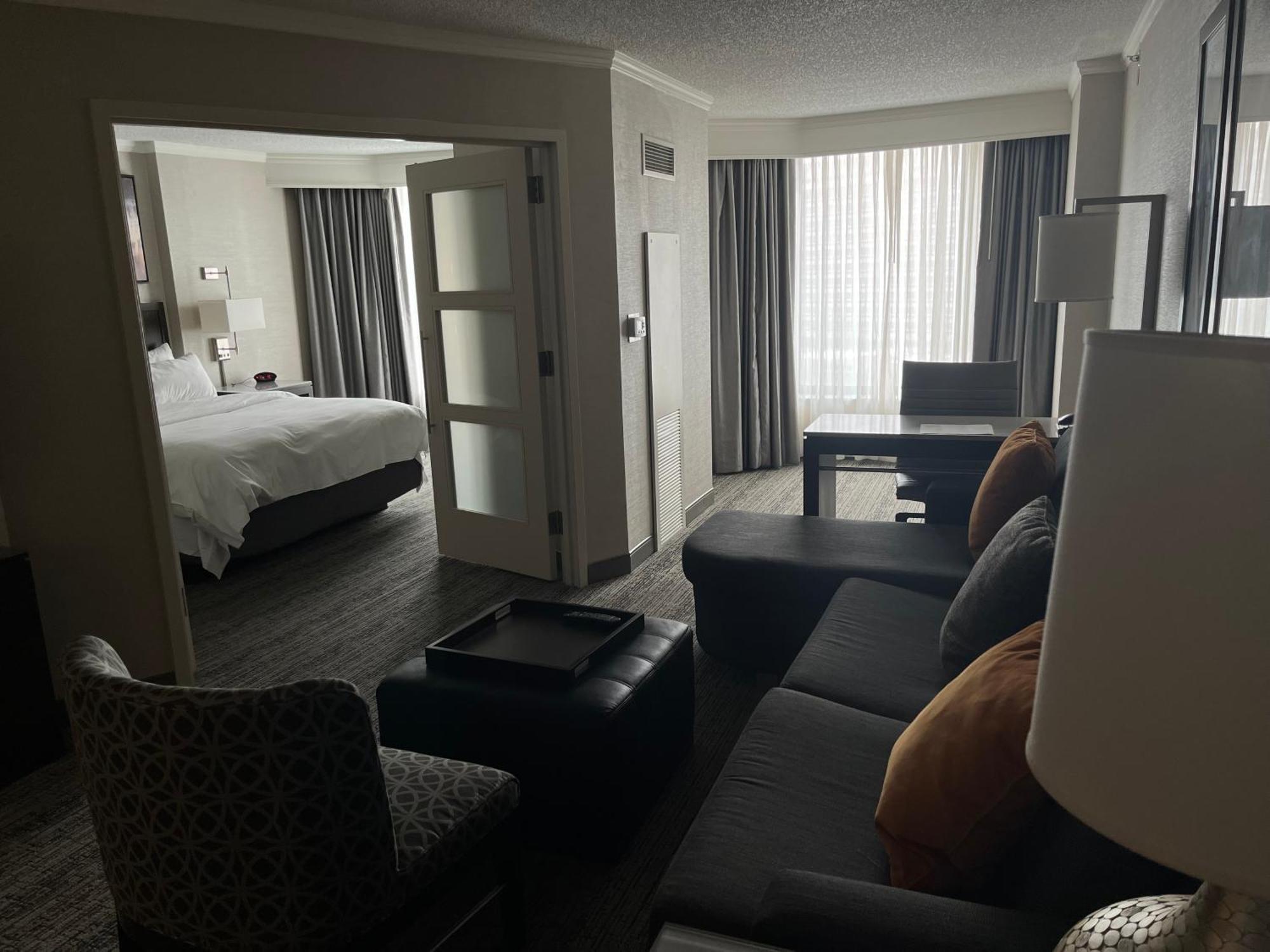 Chicago Marriott Suites O'Hare Rosemont Eksteriør billede