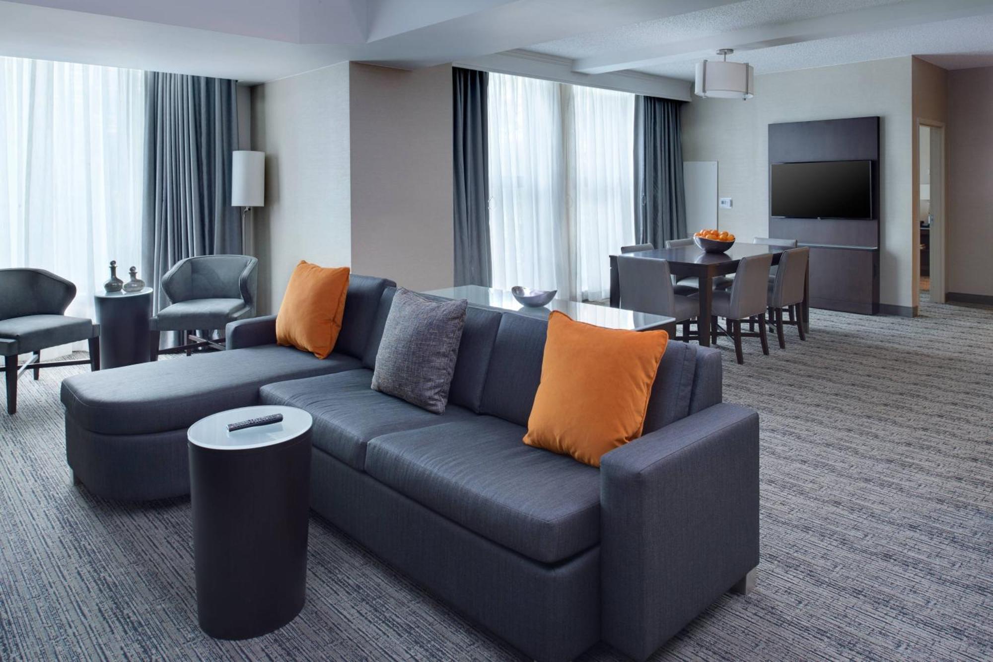 Chicago Marriott Suites O'Hare Rosemont Eksteriør billede