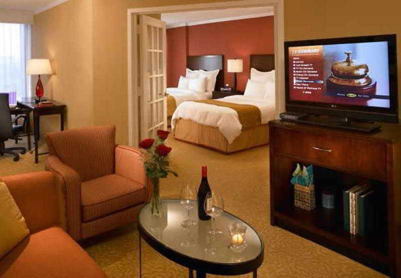 Chicago Marriott Suites O'Hare Rosemont Eksteriør billede