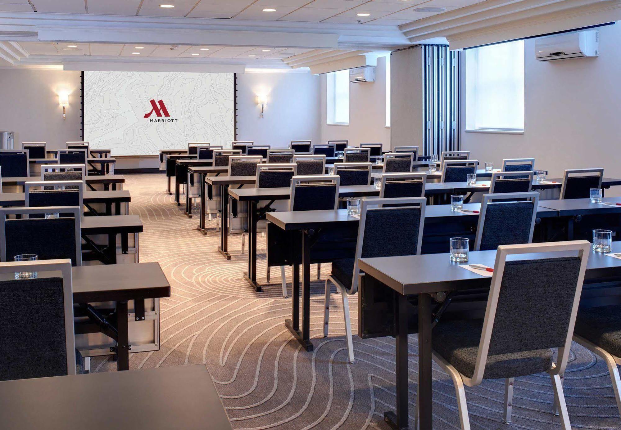 Chicago Marriott Suites O'Hare Rosemont Eksteriør billede